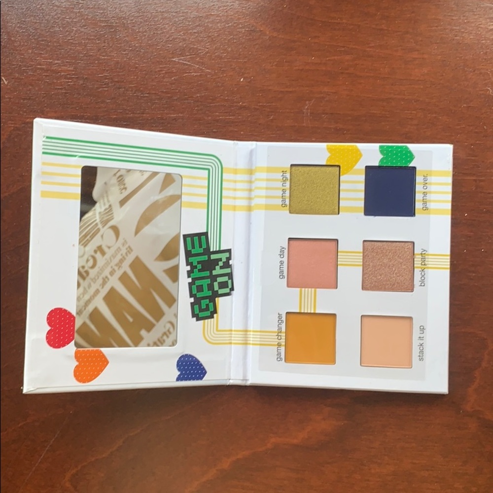 Tetris (Ipsy) makeup palette